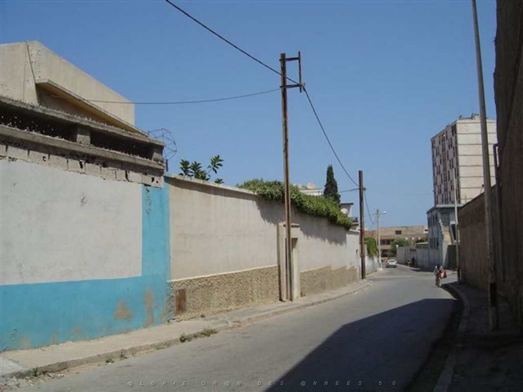 ORAN AOUT 2007 Fustel de Coulanges 3 et 8 9.JPG